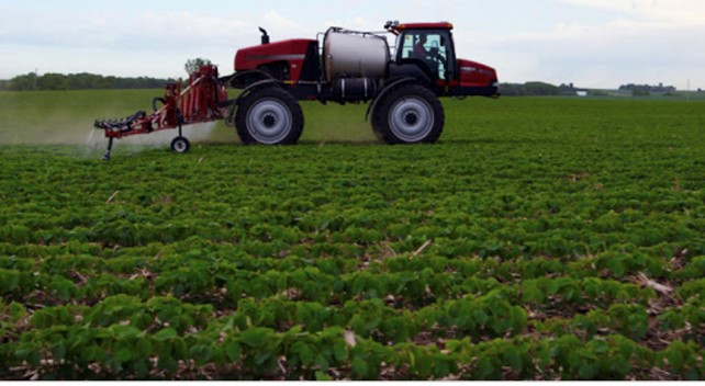 spraying soybeans